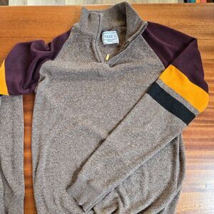 Faze Retro pullover sweater Unisex Youth XL or Adult Small
